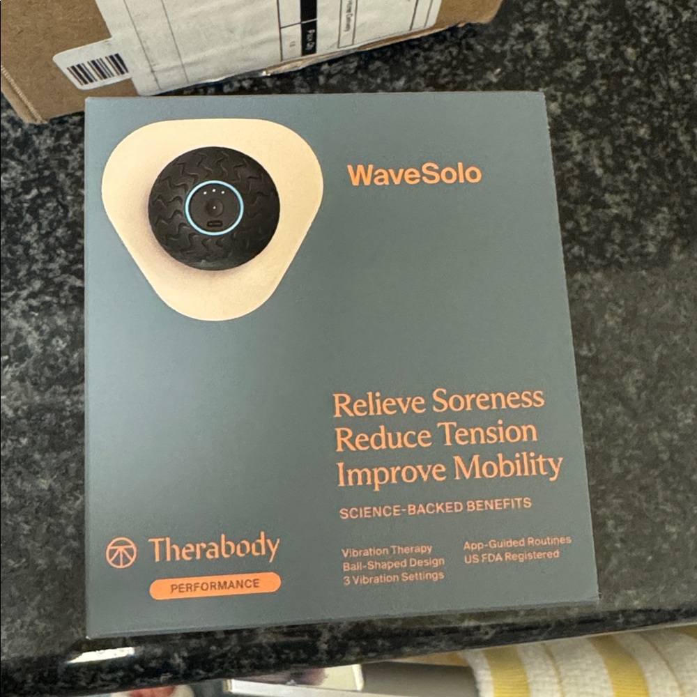 NWT Therabody WaveSolo Vibrating Massage Ball - Picture 8 of 15